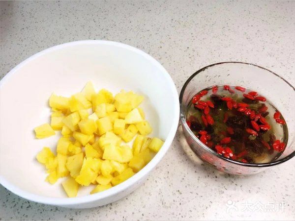 爱就是在一起，吃好多好多菠萝饭！🍍🍍🍍