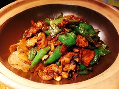 湘西大炒肉-吃饭皇帝大土家民族菜(正大广场店)