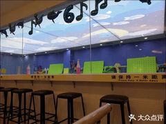 -龙格亲子游泳·水育早教运动中心(绿宝中心)