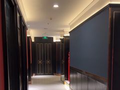 -皇城根·鲁菜济南菜·吊炉烤鸭·炒鸡鱼头(济南旗舰店)