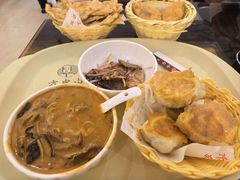 -方中山胡辣汤(顺河路店)