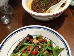 -六合居·明厨亮灶餐厅(成双大道店)