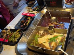 -九鼎轩脆毛肚火锅(南京东路店)
