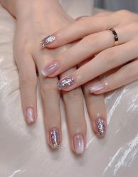-UU·NAIL美甲美睫專門店
