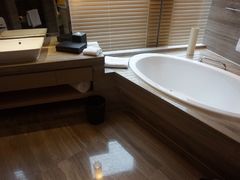 fancy bathtub-上海静安洲际酒店
