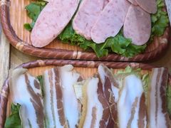 -阿婆情腊排骨火锅(金虹路店)