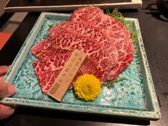 -山川小町·极番烧肉(新地假日广场店)