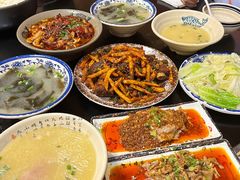 -醉八仙热酒馆(渝中店)