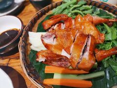 -老滇山寨•云南特色菜•地方菜•民族风情歌舞表演(金碧店)