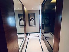 -天津京基皇冠假日酒店