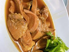 -Kha Mu Charoensang(Silom)