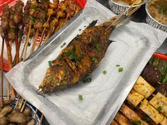 烤鲫鱼-小四川特色烤鱼(新城总店)
