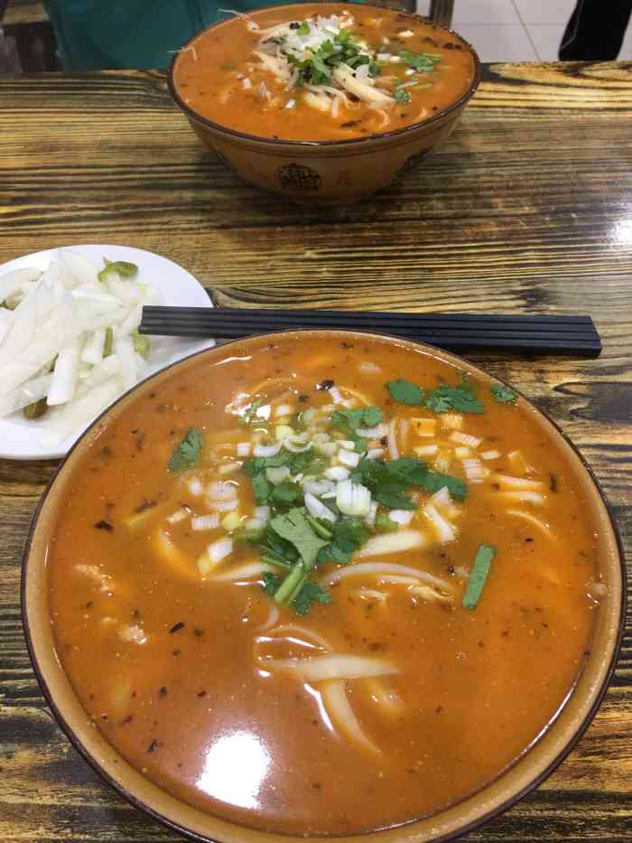 小王甘泉炝锅面-"延大附近的这家炝锅面真心好吃97离学校近.