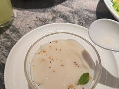 -新白鹿餐厅(西湖银泰店)