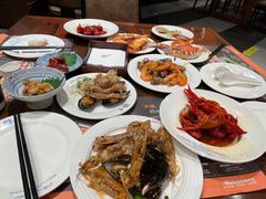 -四海一家自助餐(益田假日广场店)