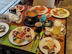 -岷山饭店-芝芝自助餐厅