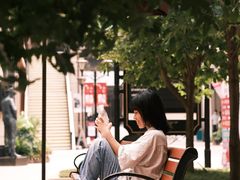 -王府井奥莱临潼小镇(临潼店)