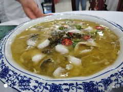 酸菜鱼-草庐酒家