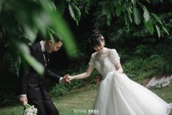 -33度婚纱礼服馆(仁和广场店)