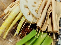 -马路边边串串香(苗栗路店)