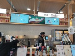 -霸王茶姬(云杉奥莱店)