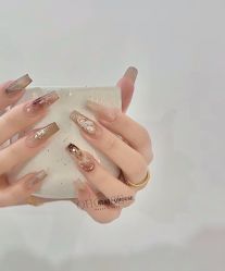 -QHOUSE美甲美睫