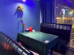 -忘忧草融合私房菜(红鼎国际店)