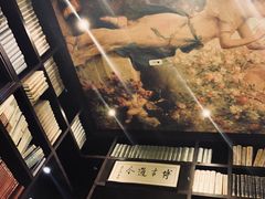 -钟书阁(松江泰晤士小镇店)