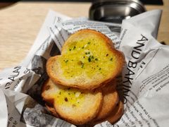 蒜香面包-囧吉香生蚝牛排馆(湖北路店)
