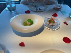 -弦月窗LUNETTE BY AMANDA(复兴路店)