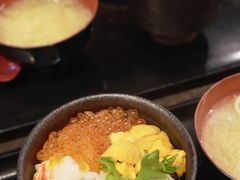 蟹腿海胆鱼籽海鲜饭-札幌二条市场 大矶(本店)