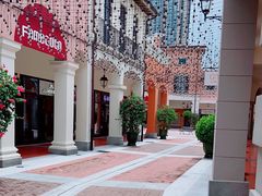 -佛罗伦萨小镇广佛名品奥特莱斯(疏港路店)