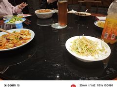 -川流不息·地道川菜·小龙虾(新松江路店)