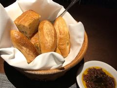 -卡普里披萨·牛扒·下午茶