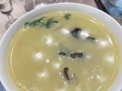 -隆江大酒店(雯婕商务楼店)