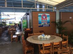 -四川小胡子海鲜(丁村万人海鲜广场店)