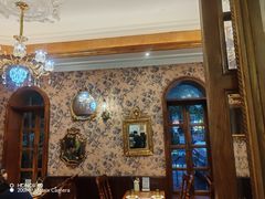 -秘密旅行Bonjour(黑金冠 江南西店)
