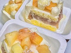 -皇冠幸福里动物奶油生日蛋糕(万达店)