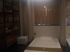 -泰·菩提树下[泰式按摩x精油SPAx肩颈头疗](新景店)