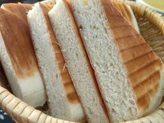 -八两八金·莱芜特色炒鸡(市南漳浦路店)