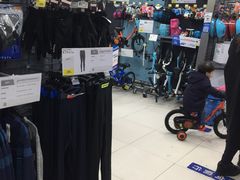 -迪卡侬(烟台万达店)