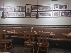 大堂-李子坝梁山鸡(北碚万达五鸡哥店)