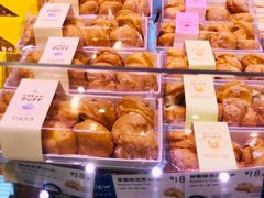 奶油泡芙-巴黎贝甜(华堂新辰汇店)