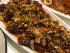 吮指蒜香小排-付掌柜在成都·热炒砂锅集(金禾店)