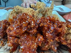 -BHC炸鸡(明洞总店)