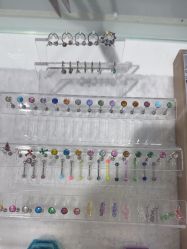 -AI艾耳·专业手工耳洞·穿孔美学馆