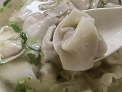-周震馄饨
