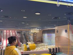 -奈尔宝家庭中心·亲子餐厅(北京东坝万达店)