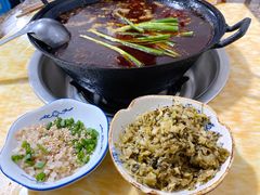蘸料配菜-石灰市毛记烧鸡公(解放碑店)