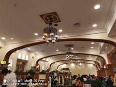 -清真·玛丽亚新疆菜主题餐厅(浙江中路店)